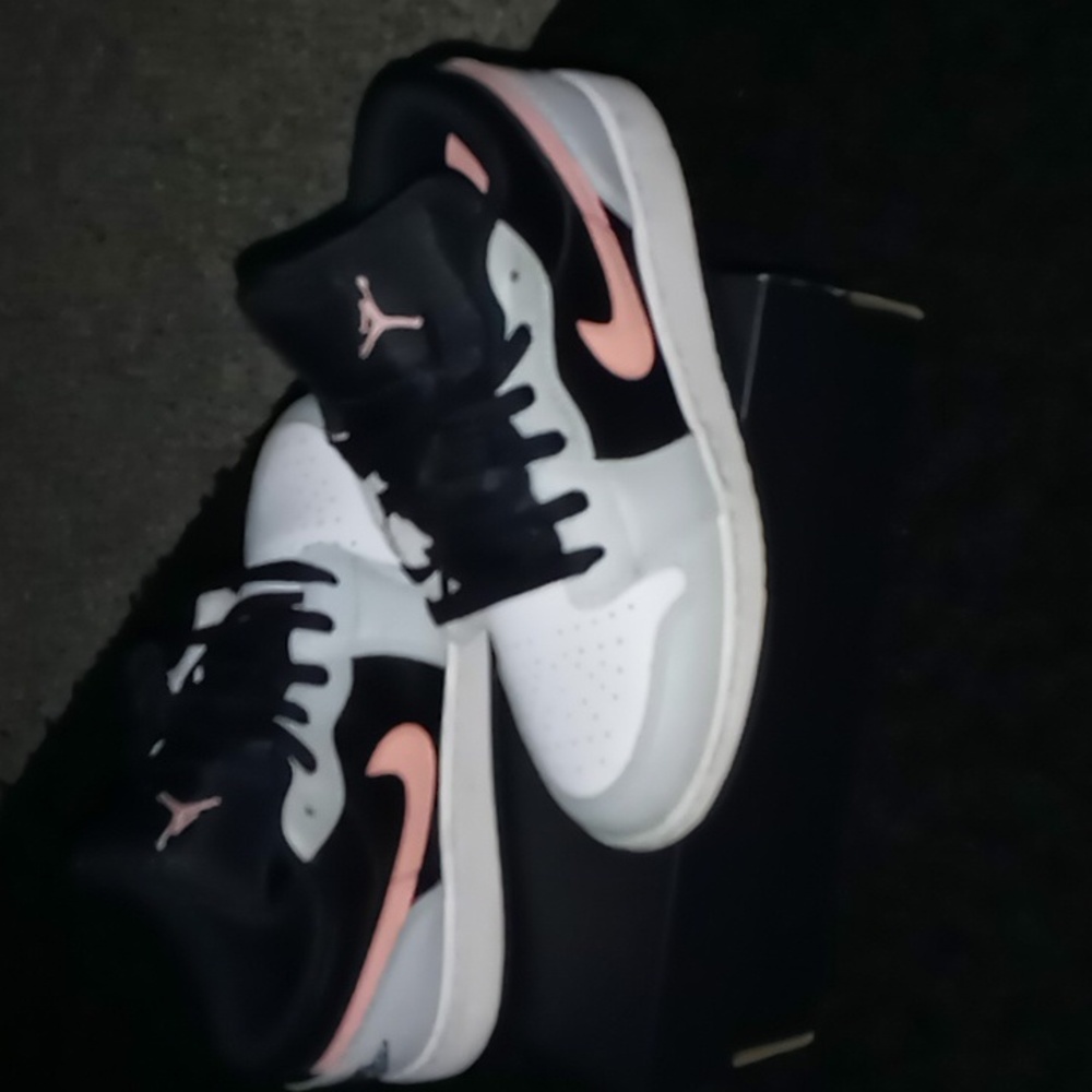 Nike air jordan 1 low